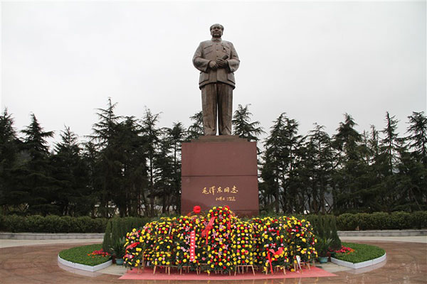 从红色韶山到新时代：湖南韶山干部培训学院的初心教育探索